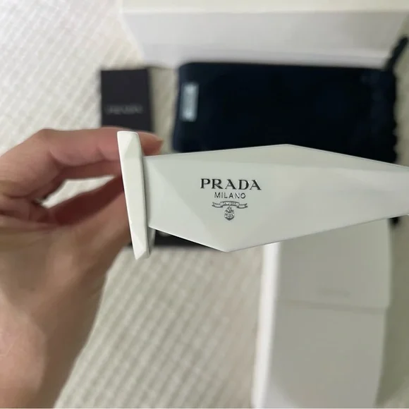 White Prada sunglasses SPR17W